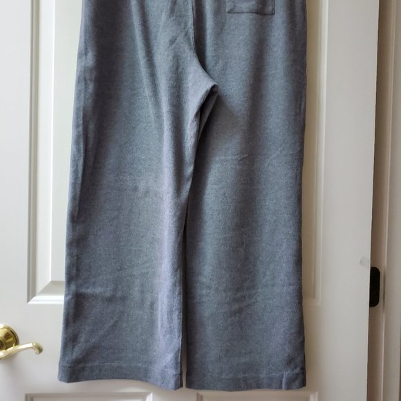ie RELAXED TWO PIECE JOG SET - Picture 9 of 11